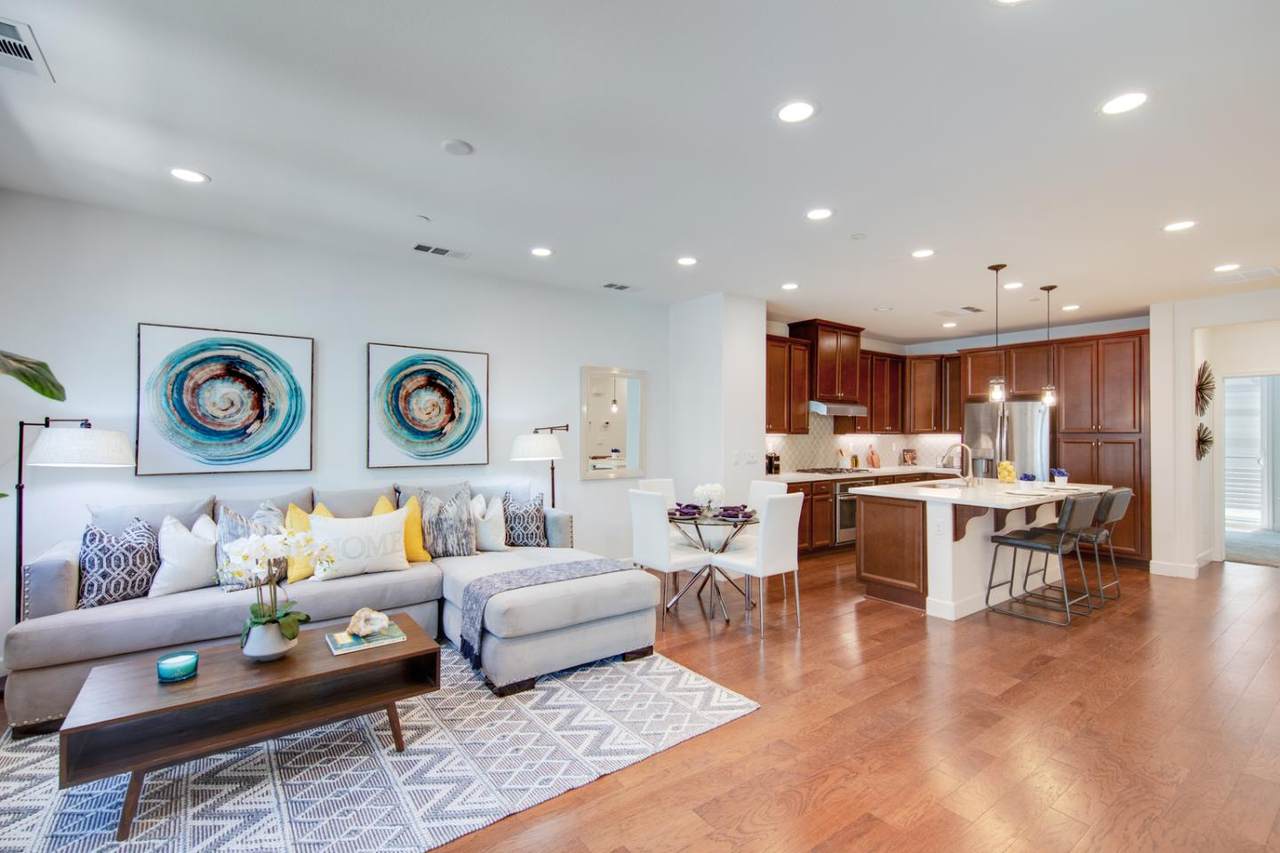 315 Charles Morris Ter - Photo 1