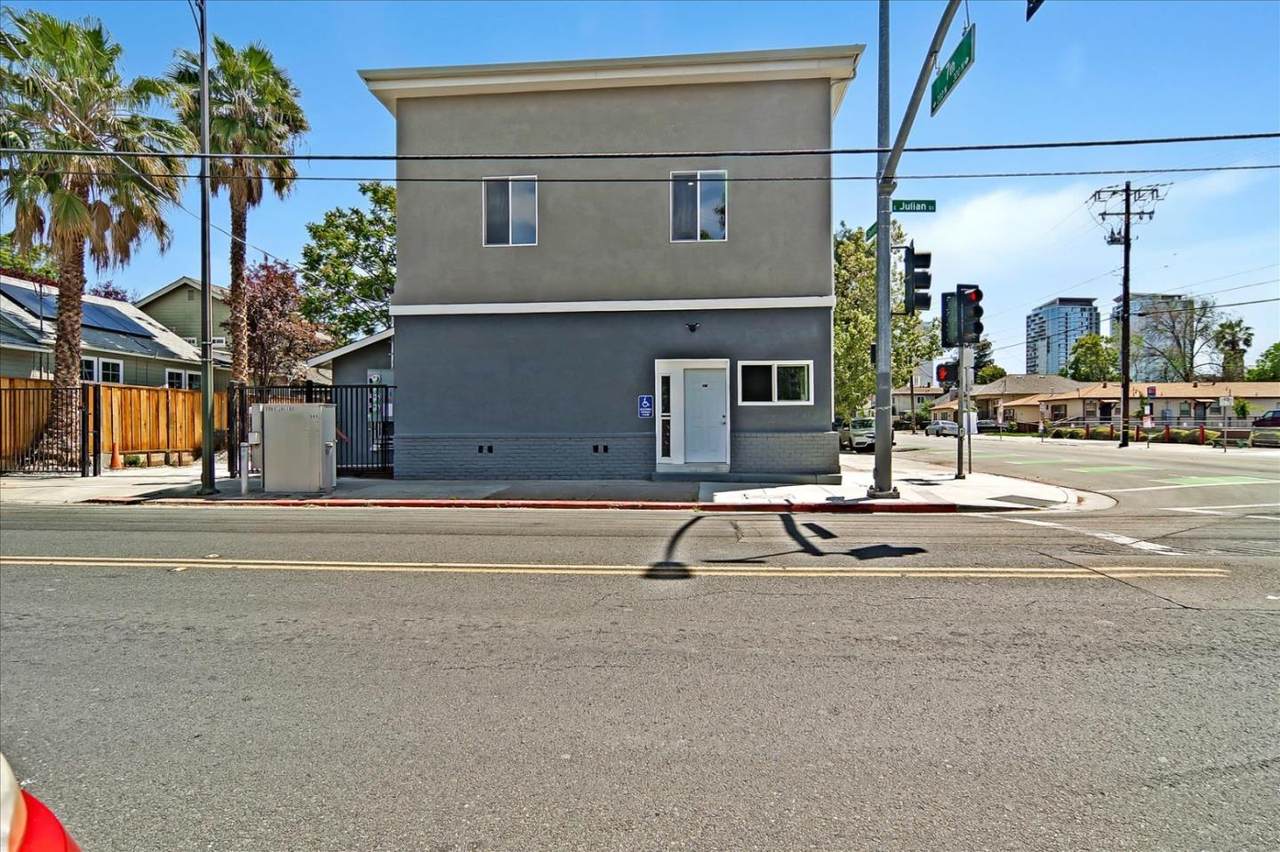 298 7th St - Photo 1