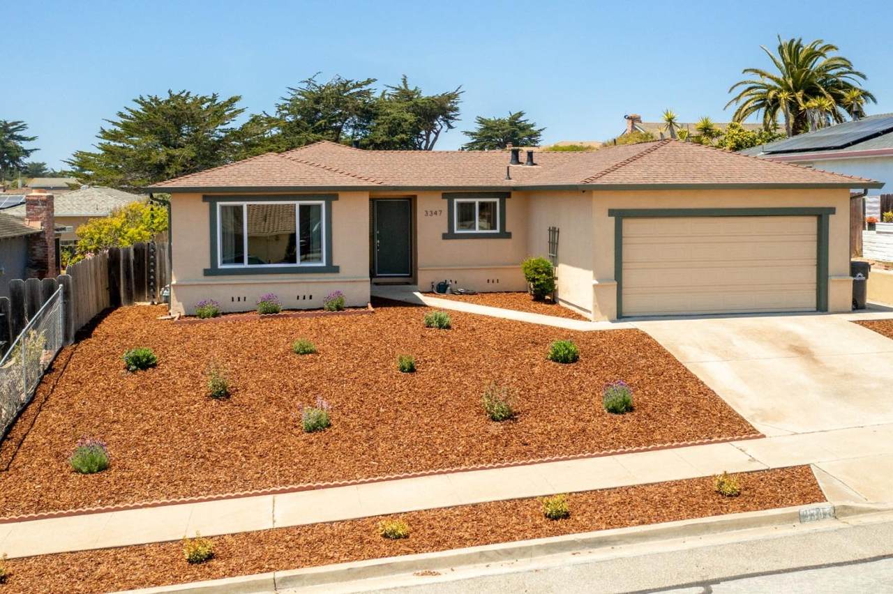 3347 Cardoza Ave - Photo 1