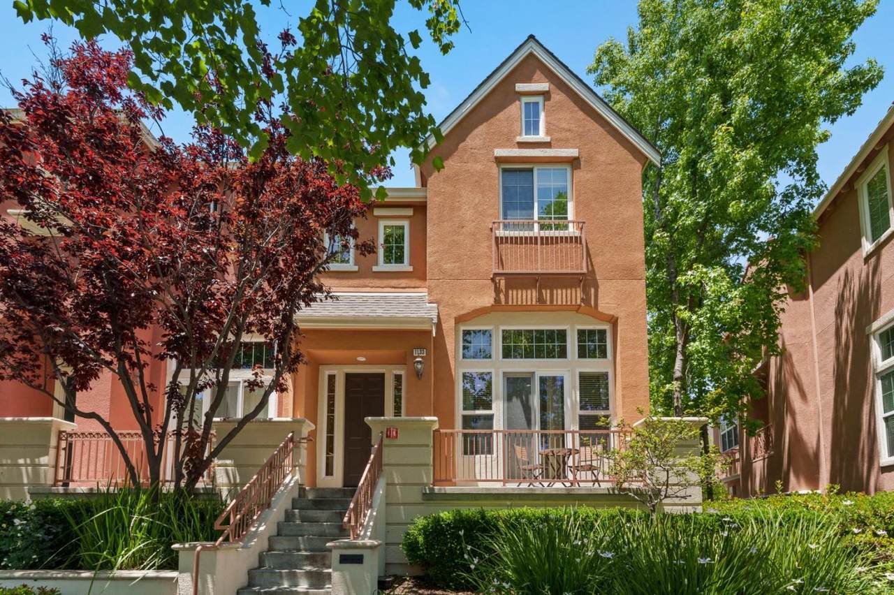 1133 River Pkwy - Photo 1