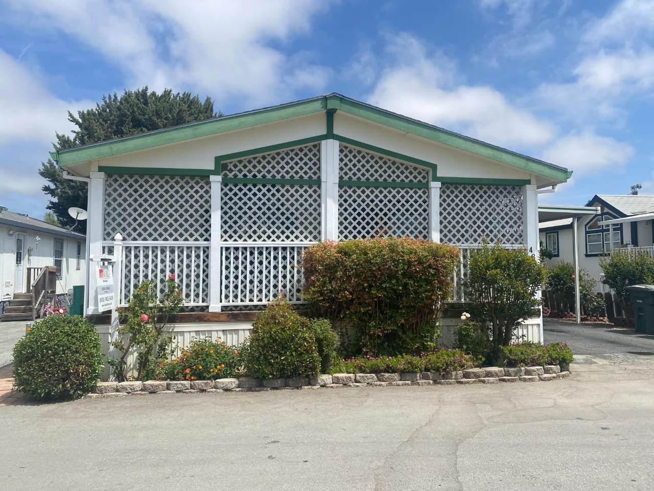 2900 Fairview Rd 48 - Photo 1