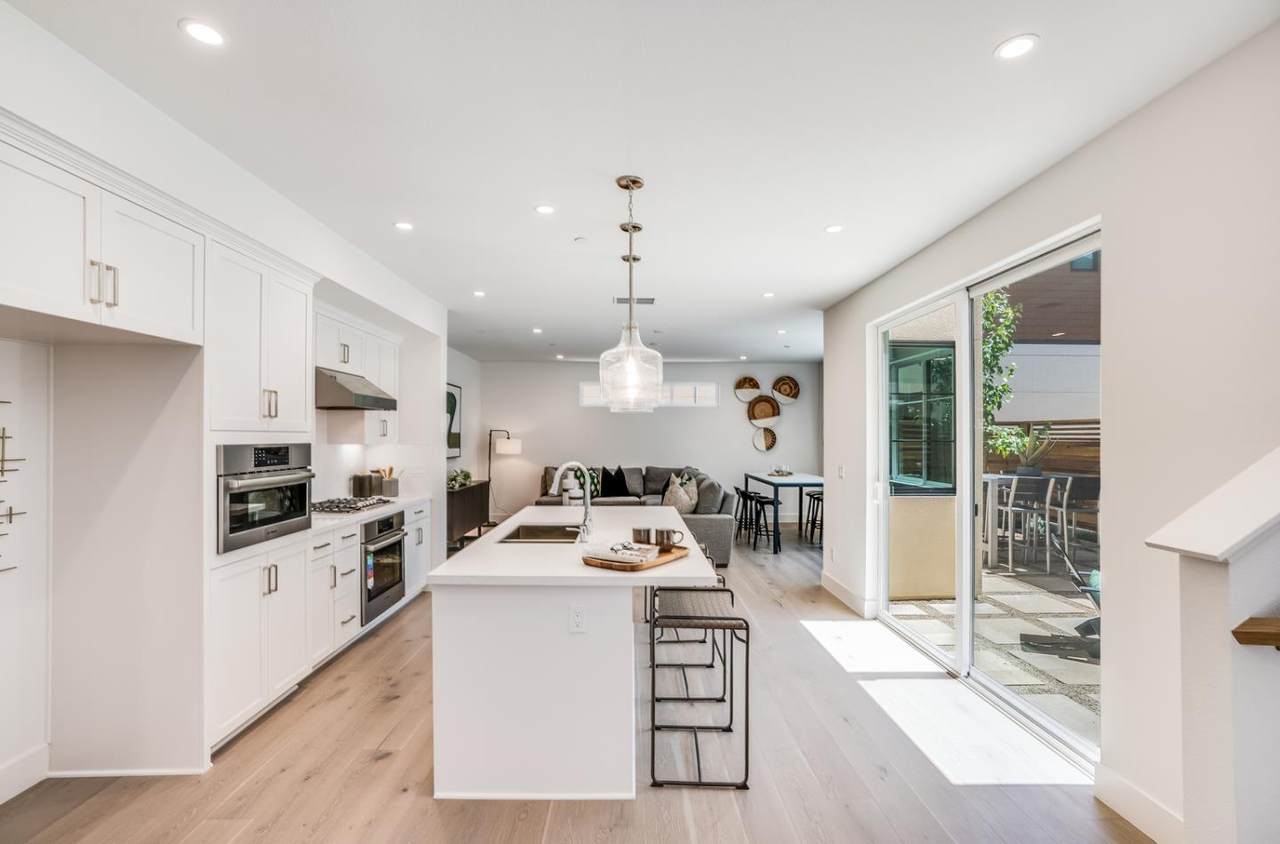 15022 Briggs Ct - Photo 1