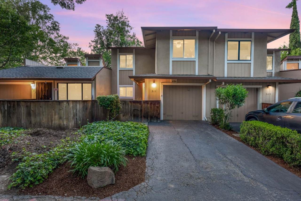 511 Dix Way - Photo 1