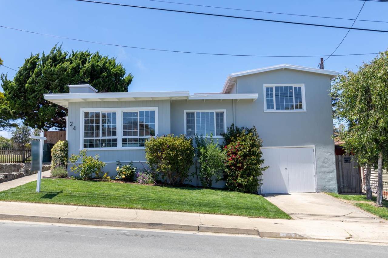 24 Arlington Dr - Photo 1