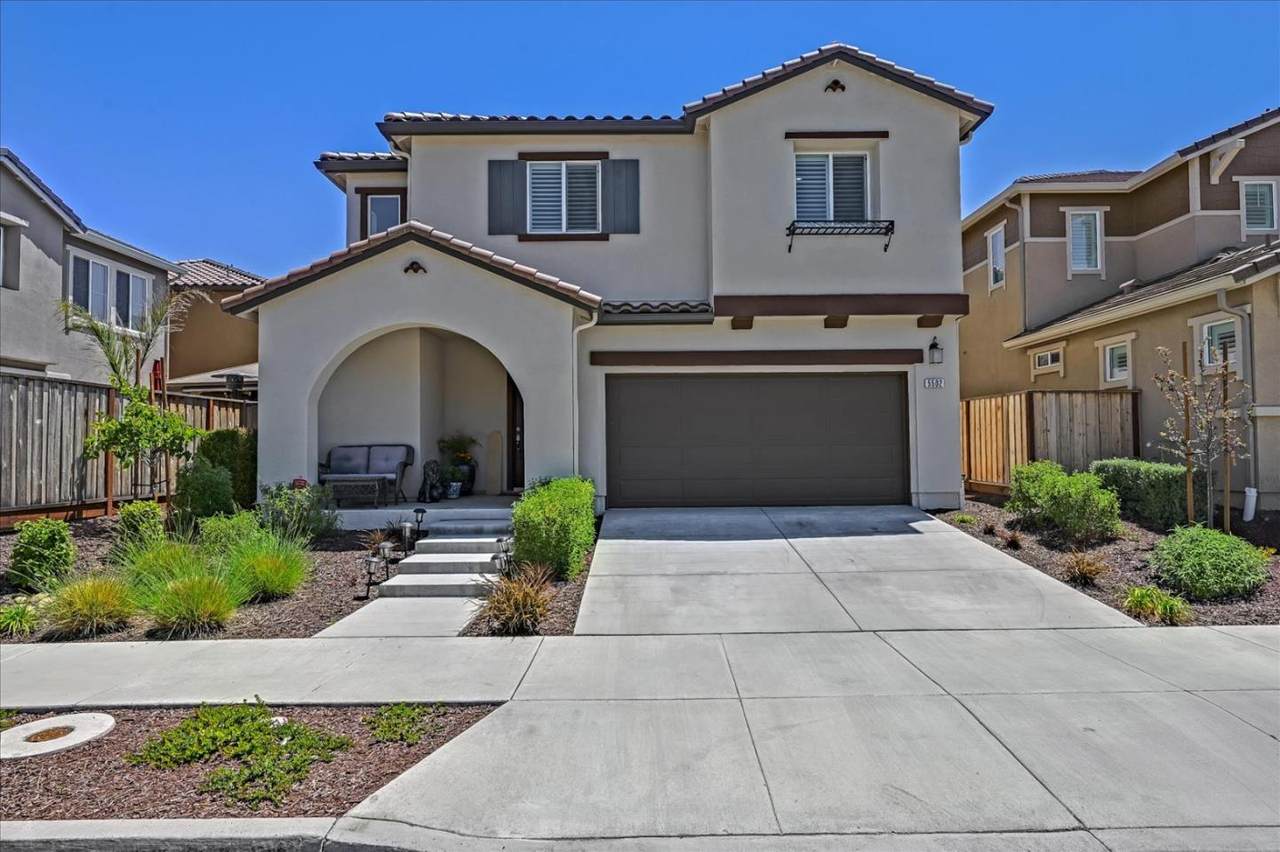 5502 Kennedy Pl - Photo 1