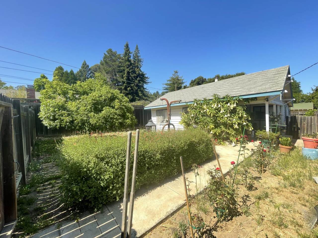 216 Hames Rd - Photo 1