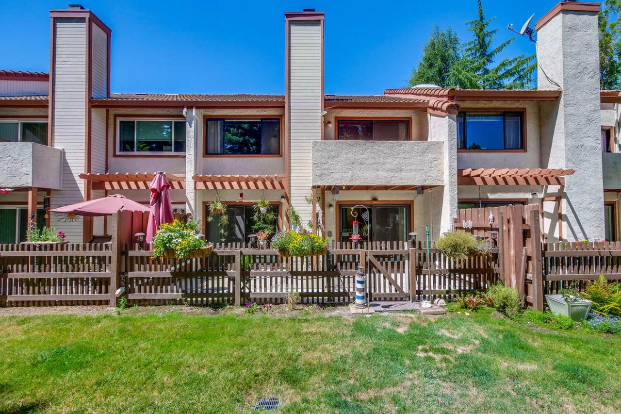 1882 Winding Creek Ct - Photo 1