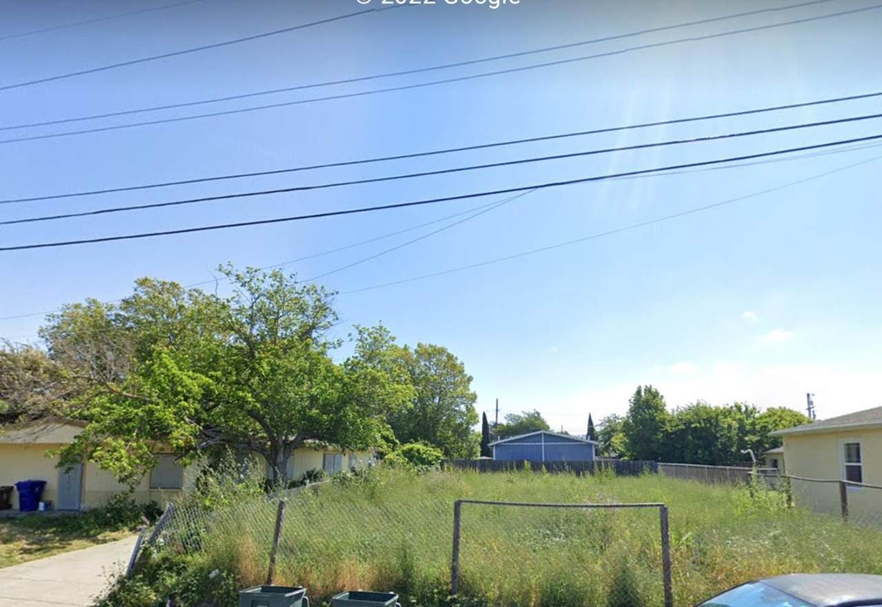 1828 Truman St - Photo 1