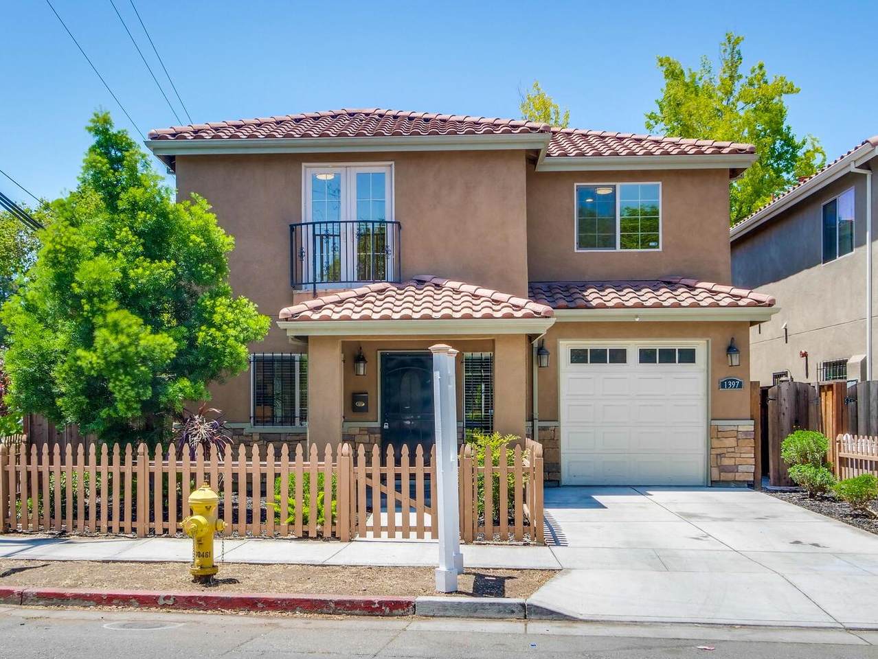 1397 Palm St - Photo 1