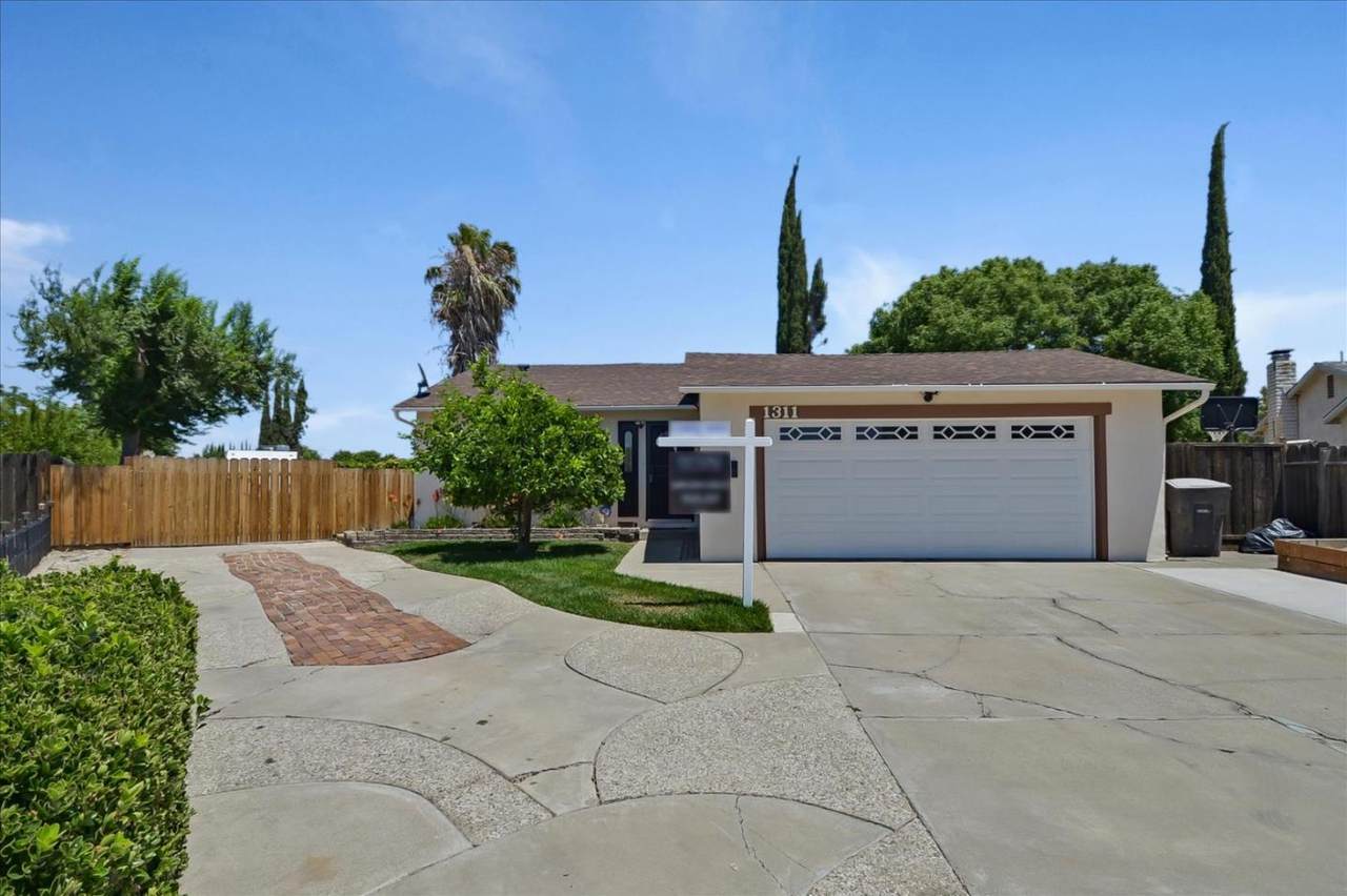 1311 Standridge Ct - Photo 1