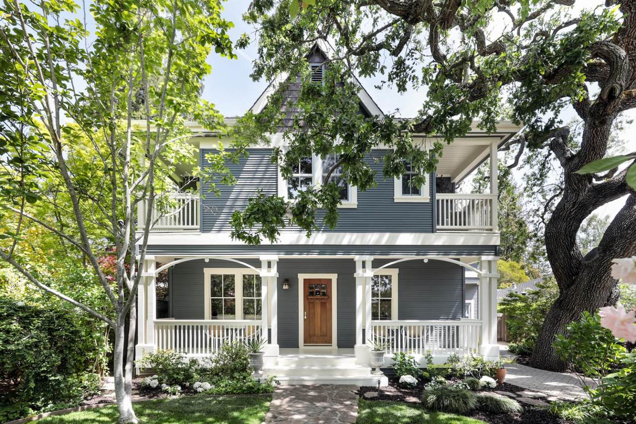 1330 Sherman Ave - Photo 1