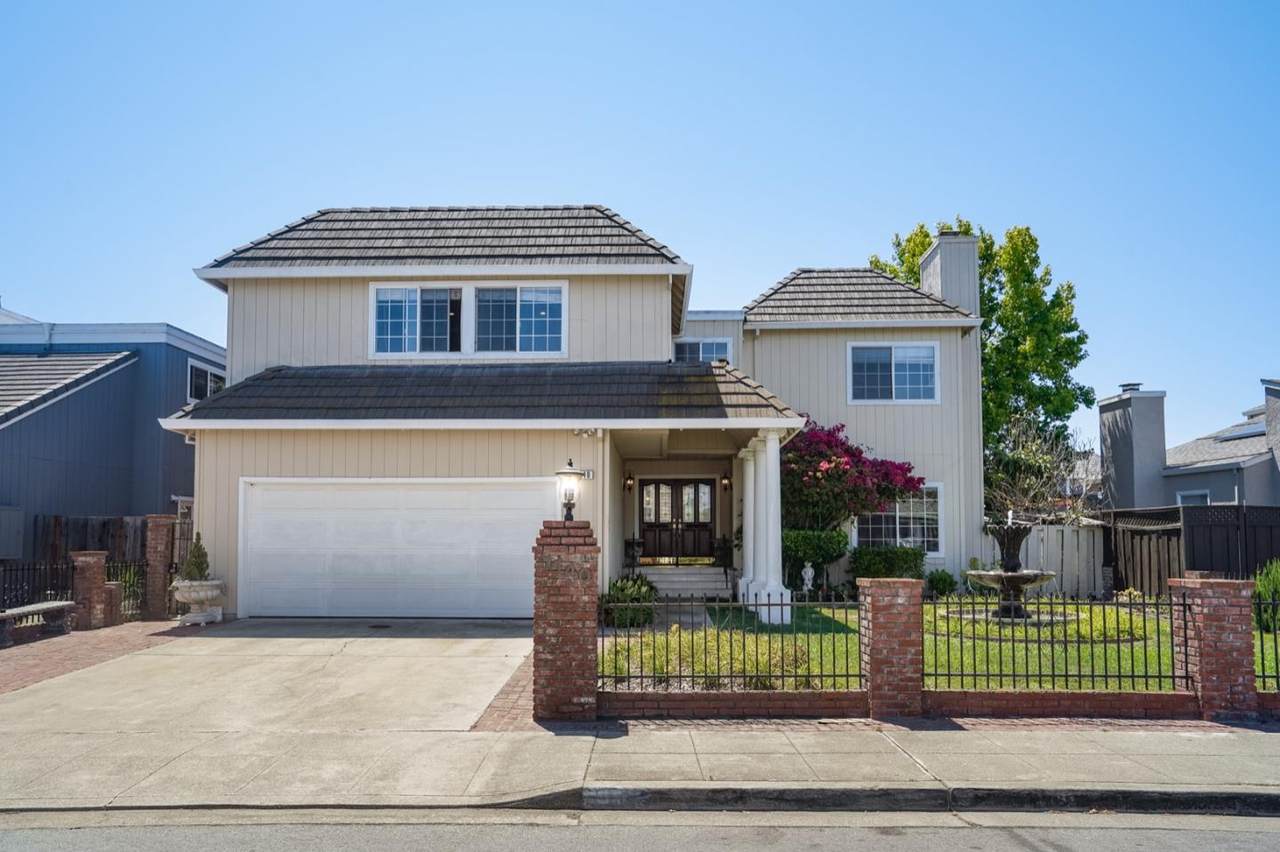 1140 Flying Fish St - Photo 1
