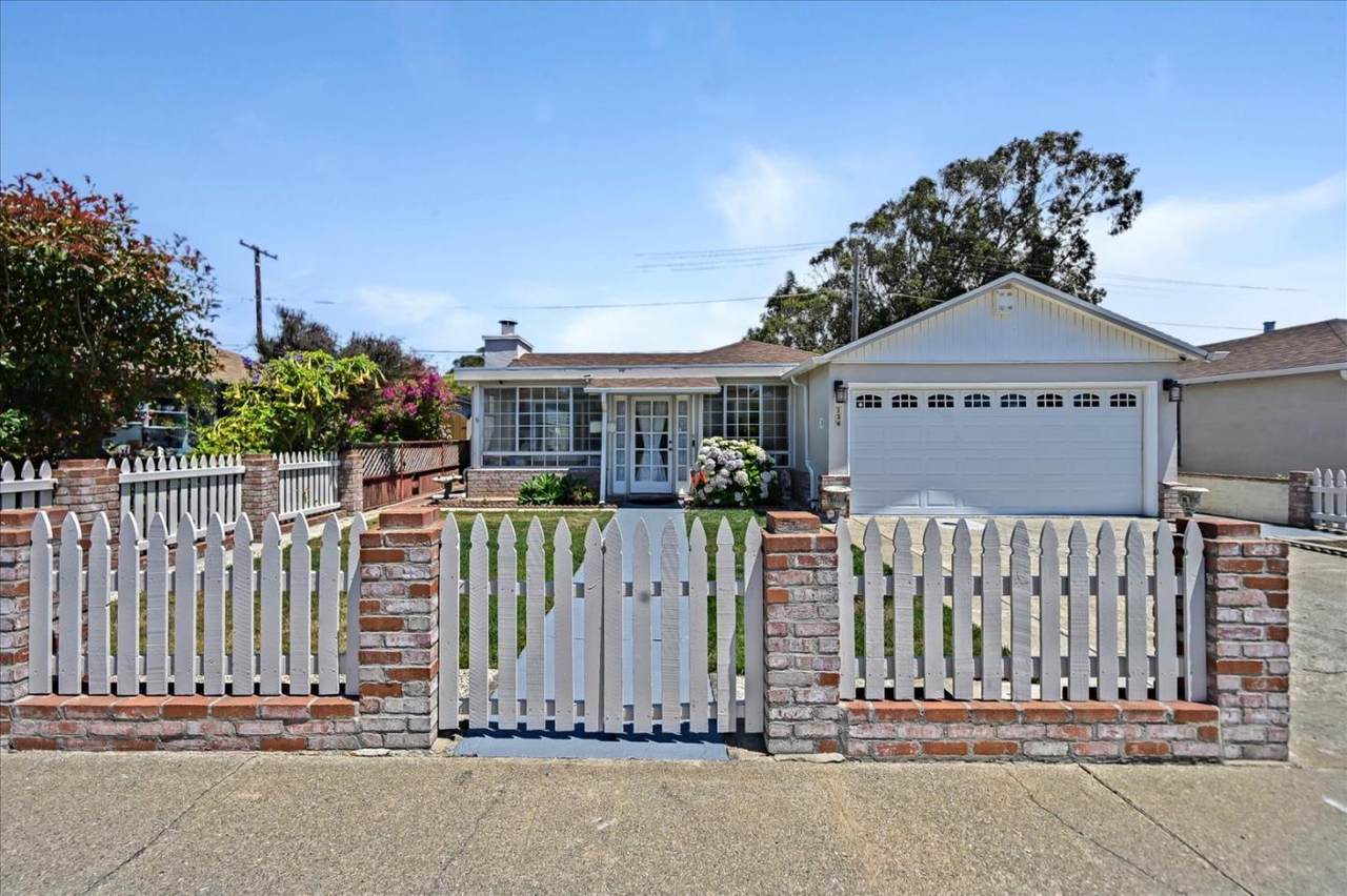 136 Alta Mesa Dr - Photo 1