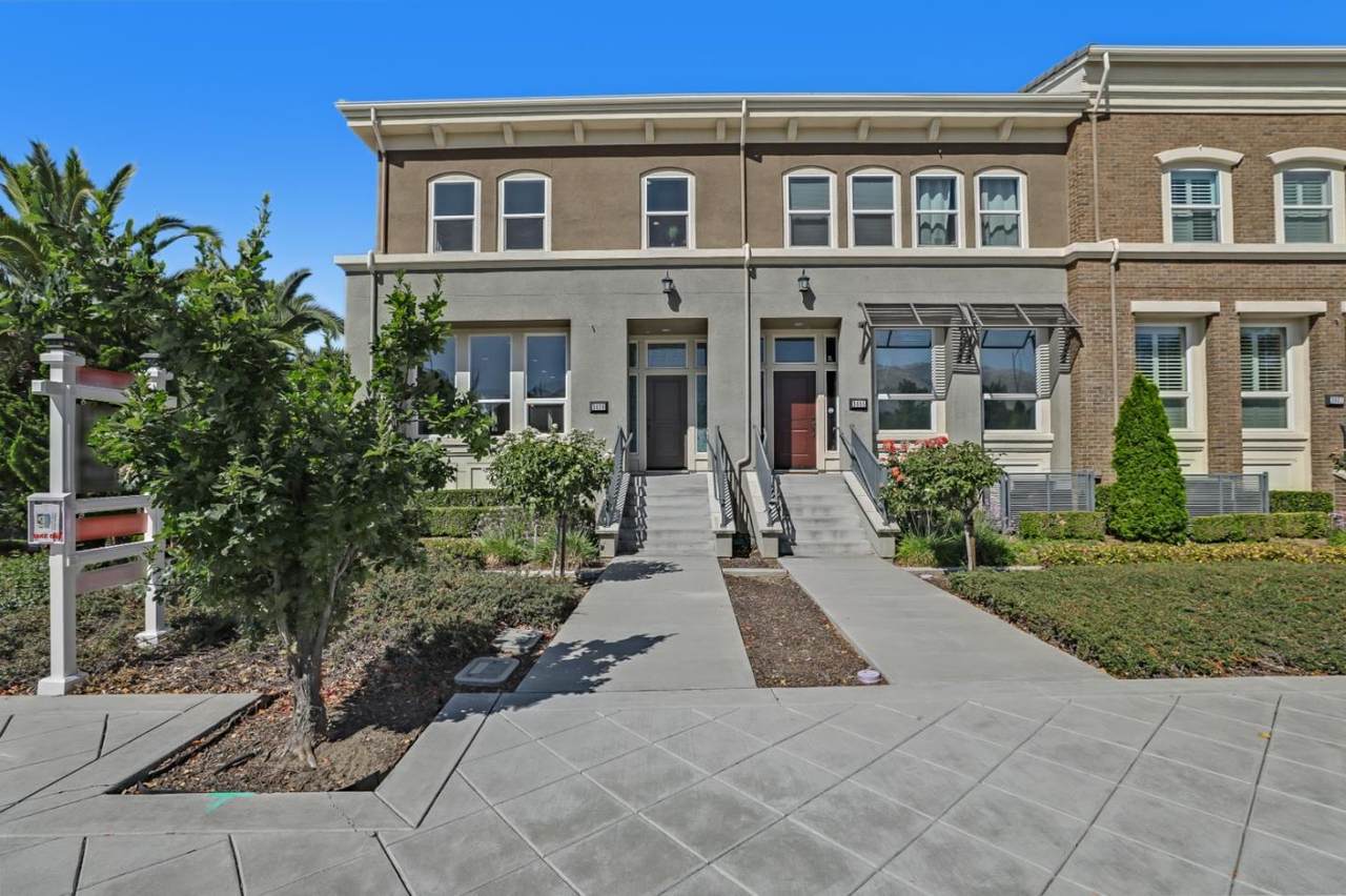 3039 Ruby Ave - Photo 1