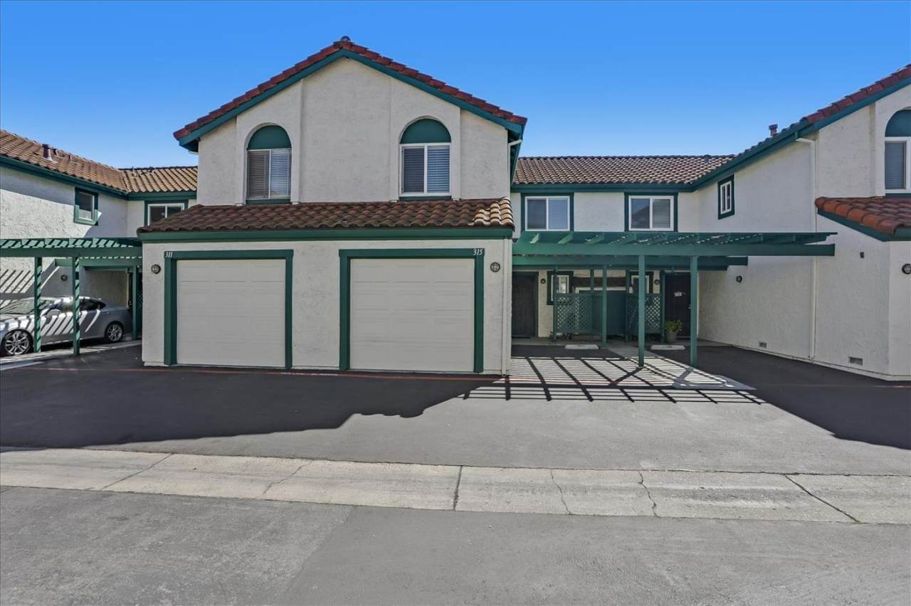 315 Hans Way - Photo 1