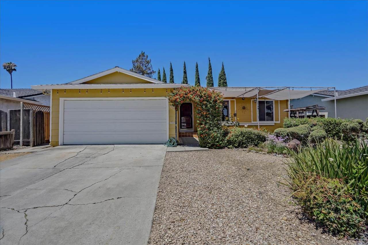103 Lammerhaven Court - Photo 1