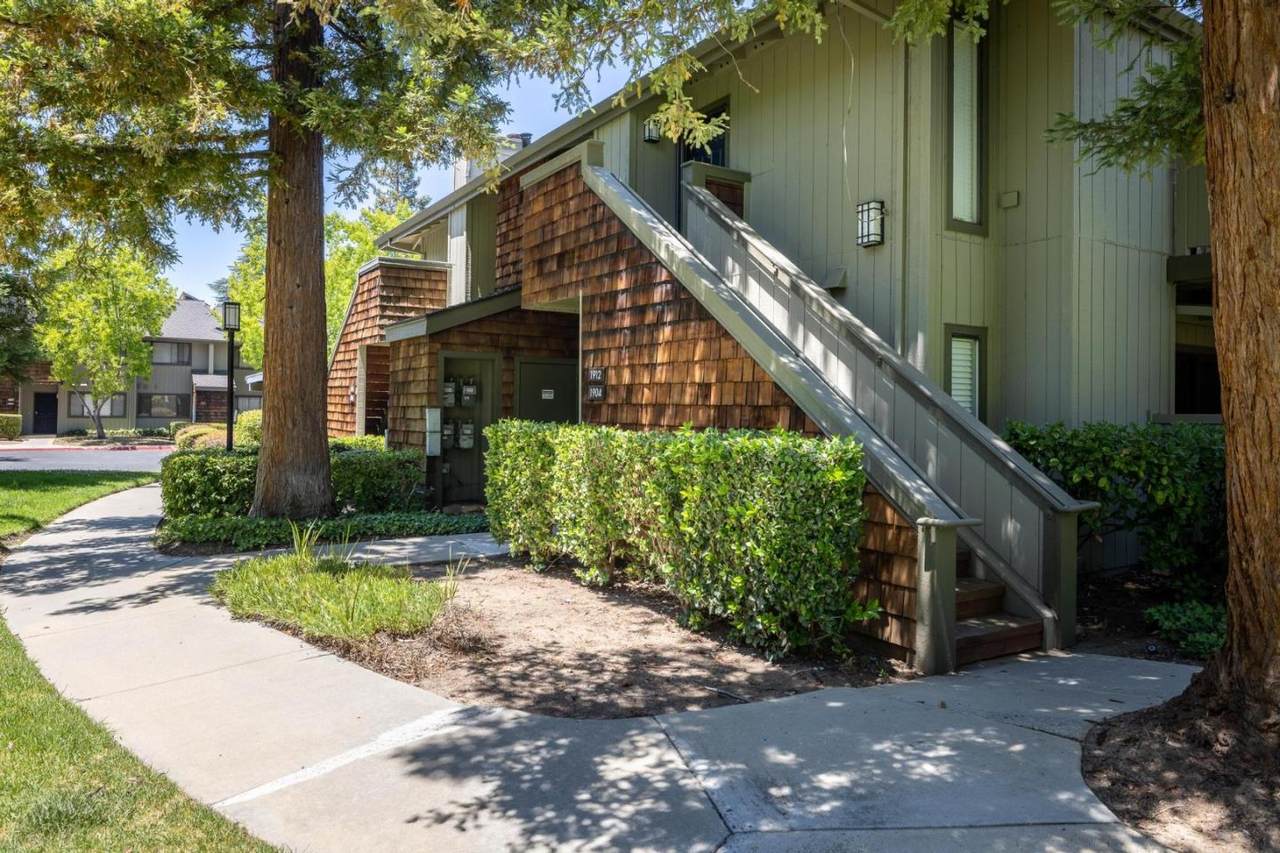 1912 La Terrace Cir - Photo 1