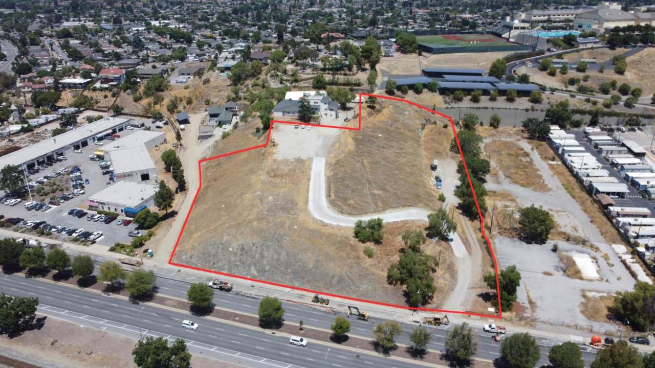 4240 Monterey Rd - Photo 1
