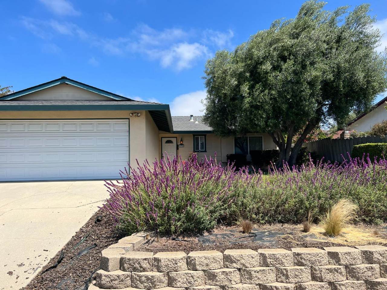 274 Alvin Dr - Photo 1