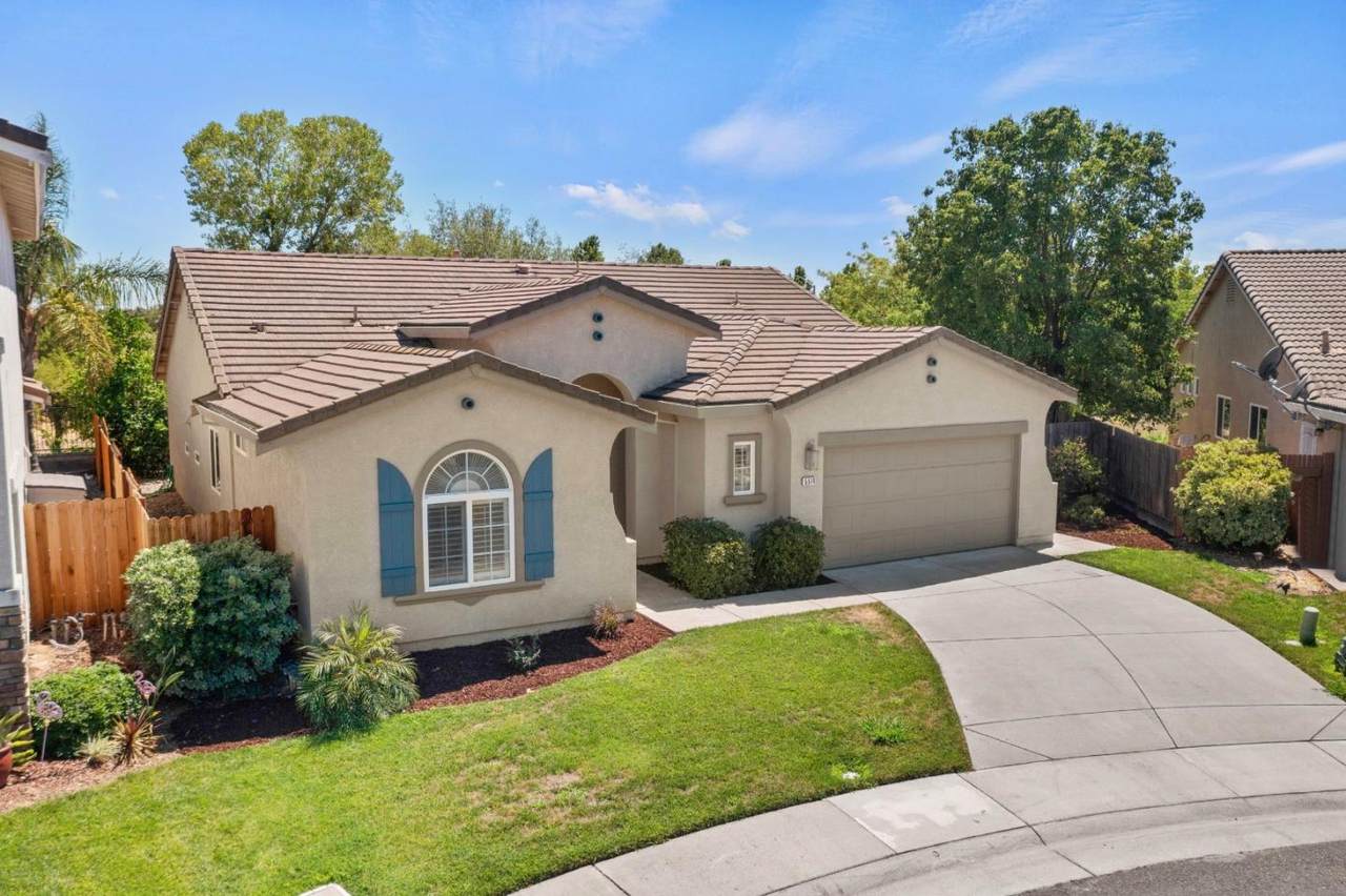 5514 Foxview Way - Photo 1