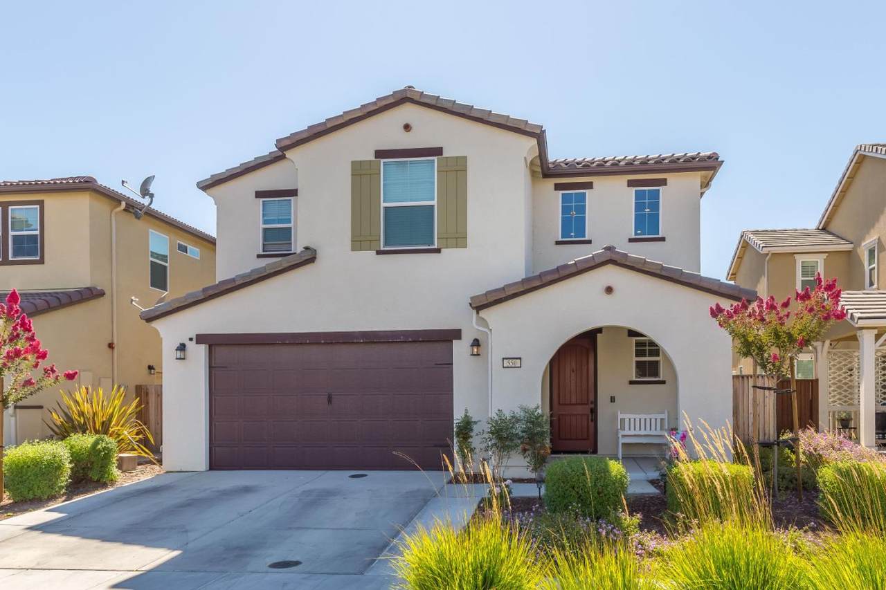 550 Seville Dr - Photo 1