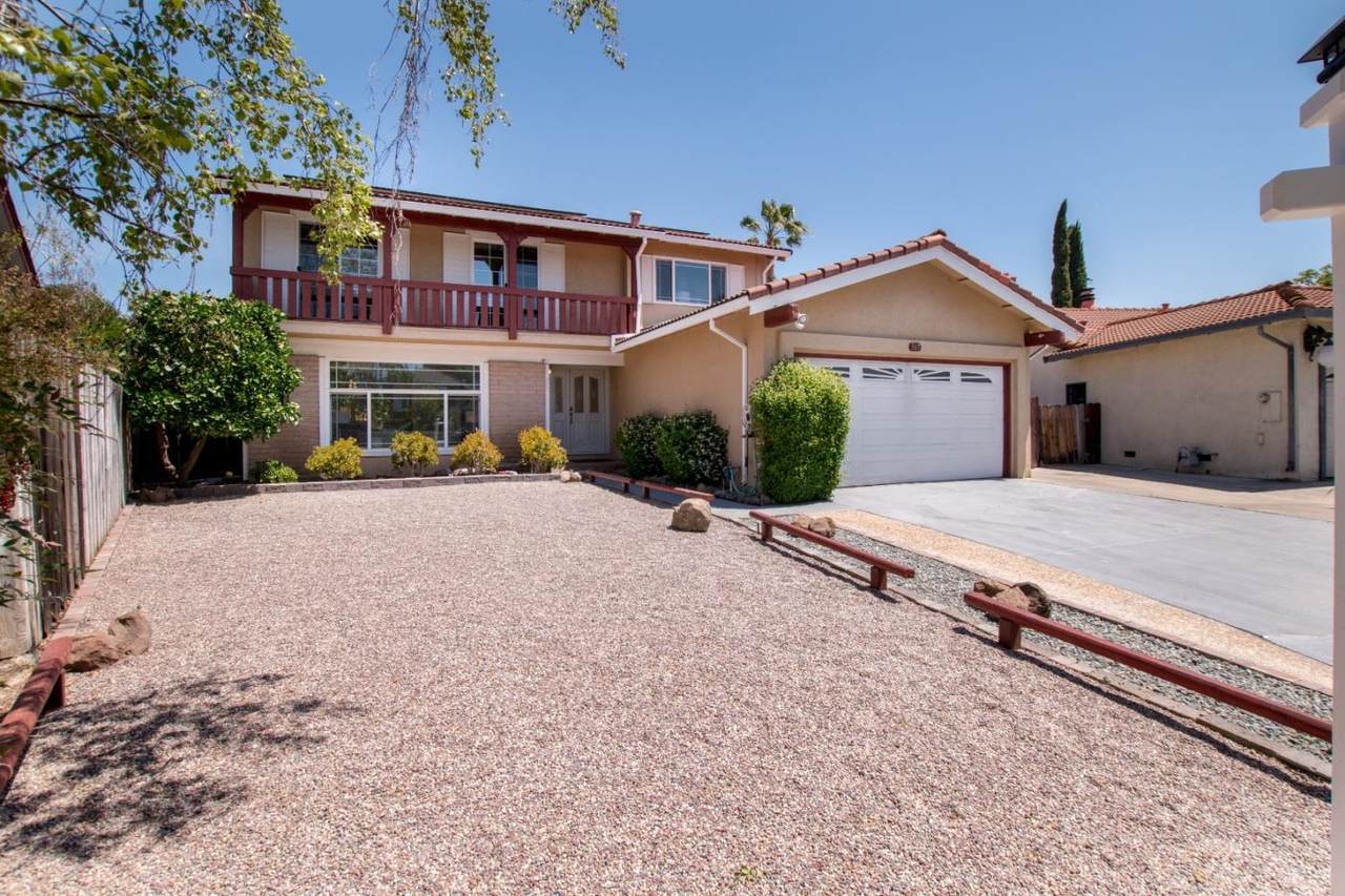365 Grandin Ct - Photo 1