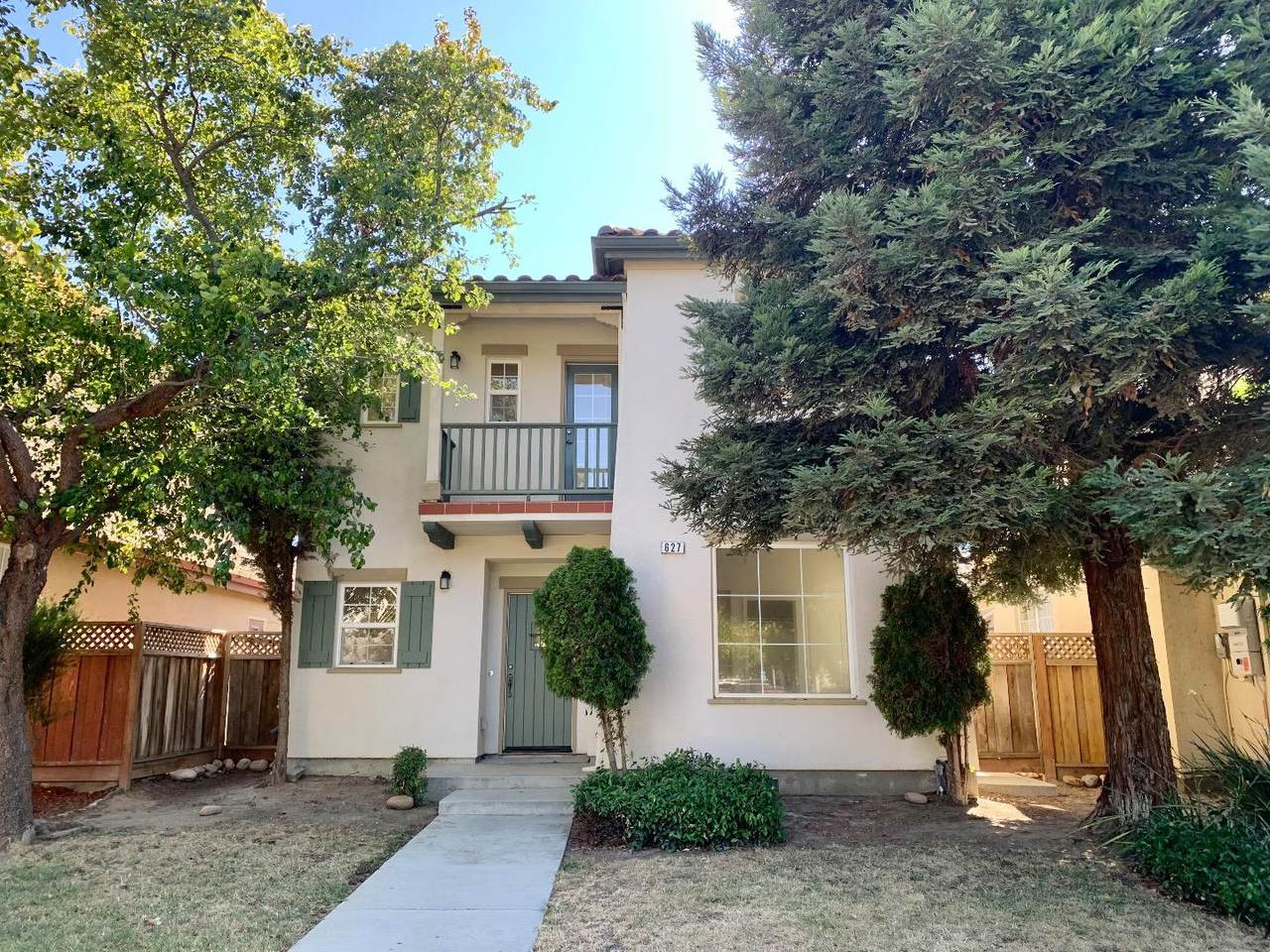 627 Campbell Ave - Photo 1