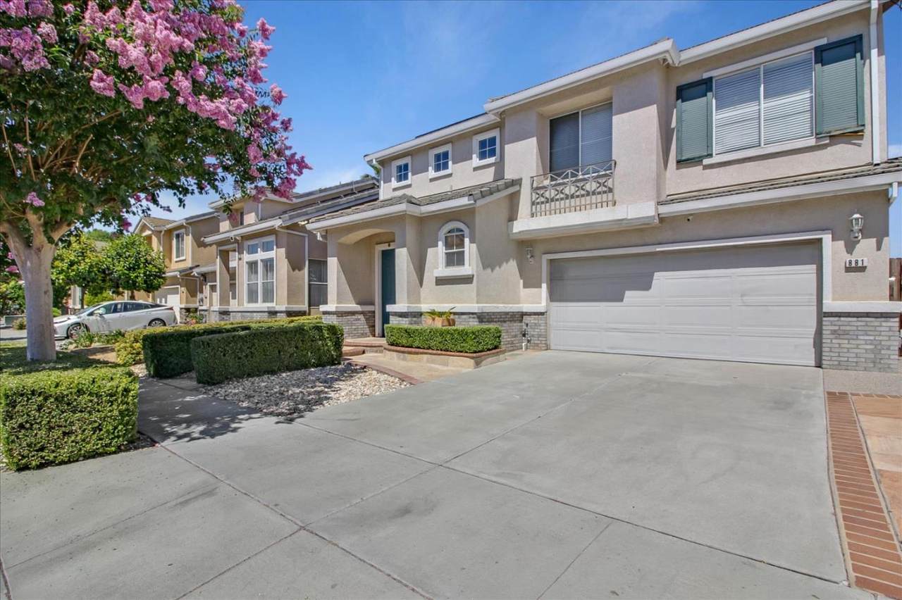 881 Winifred Dr - Photo 1
