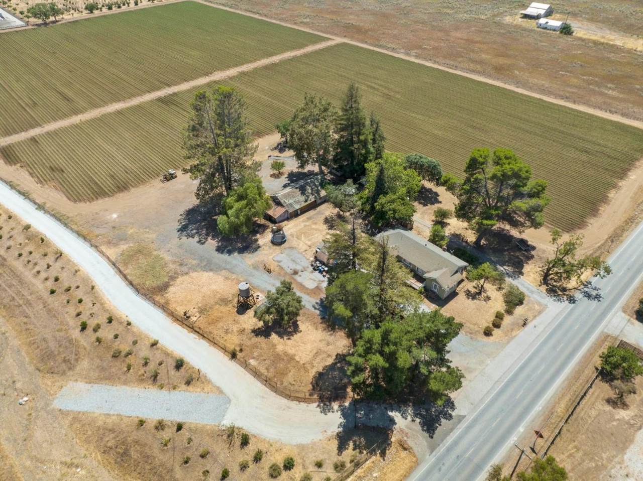 1030 Masten Ave - Photo 1