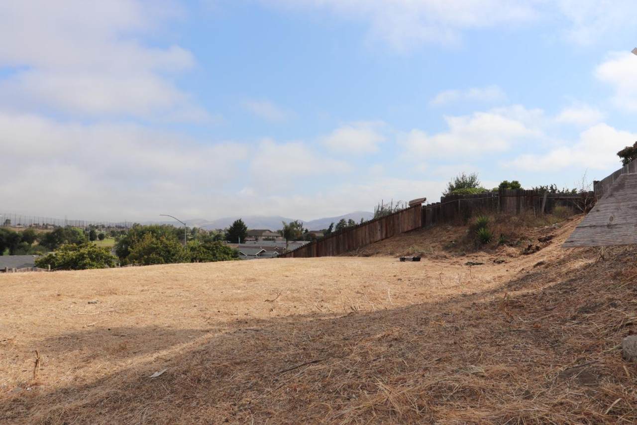 709 Gee St - Photo 1