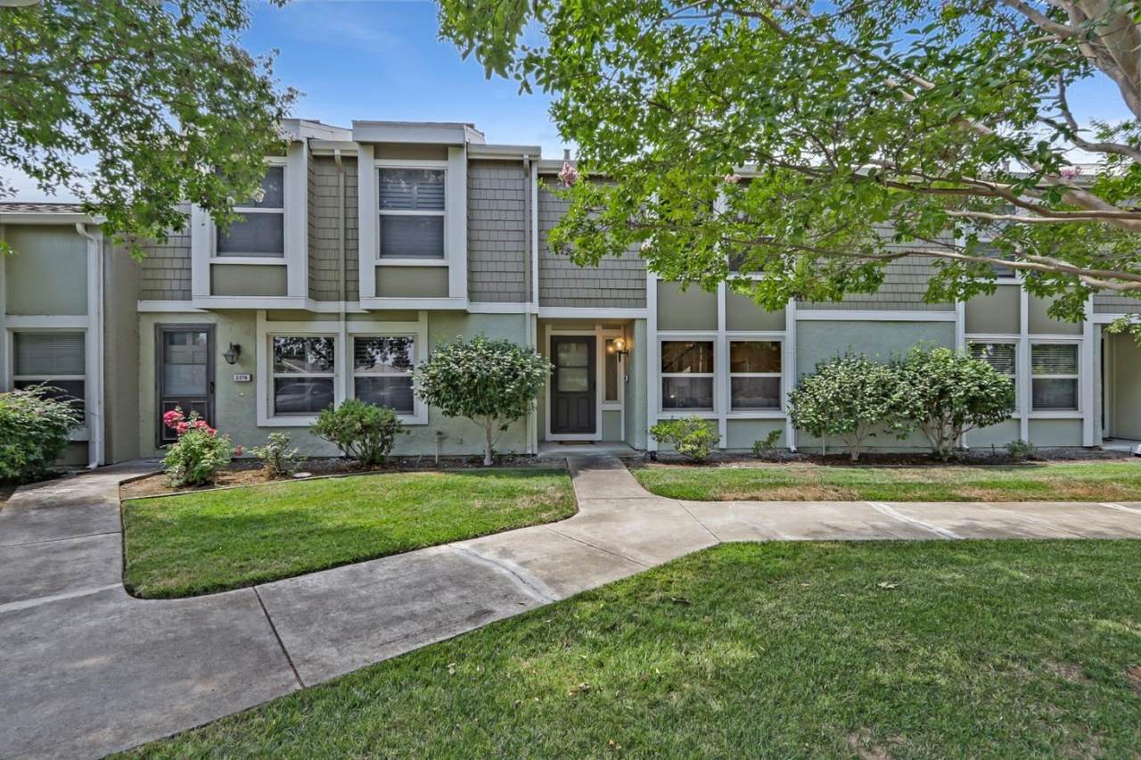 2374 Shoreside Ct - Photo 1