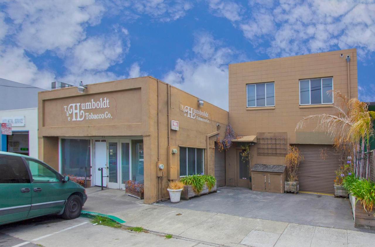 78 21st Ave - Photo 1