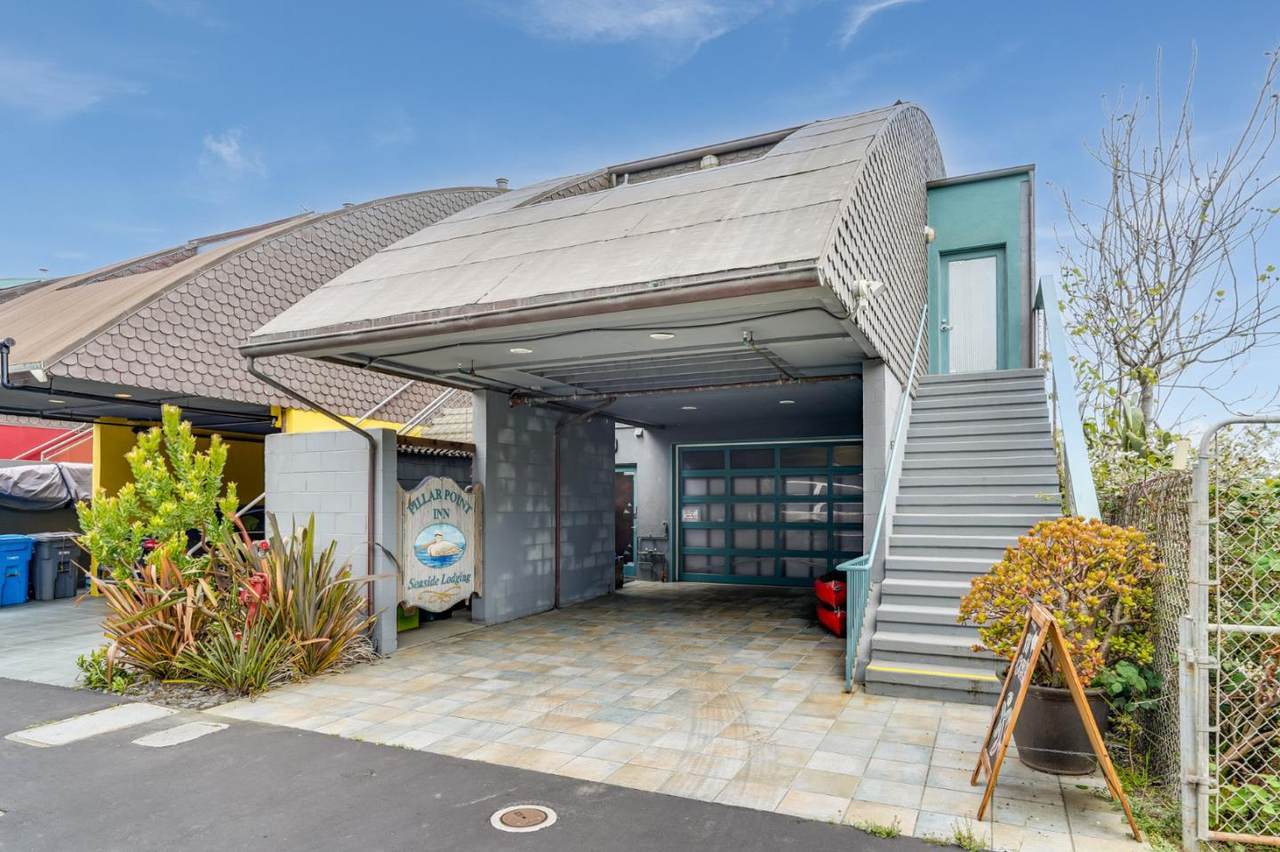 171 Ocean Blvd - Photo 1