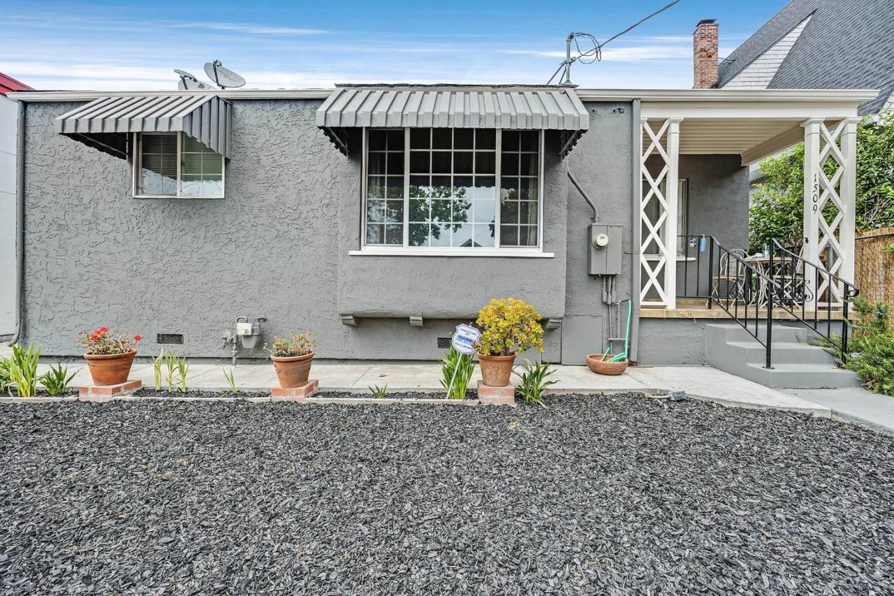 1509 Alcatraz Ave - Photo 1