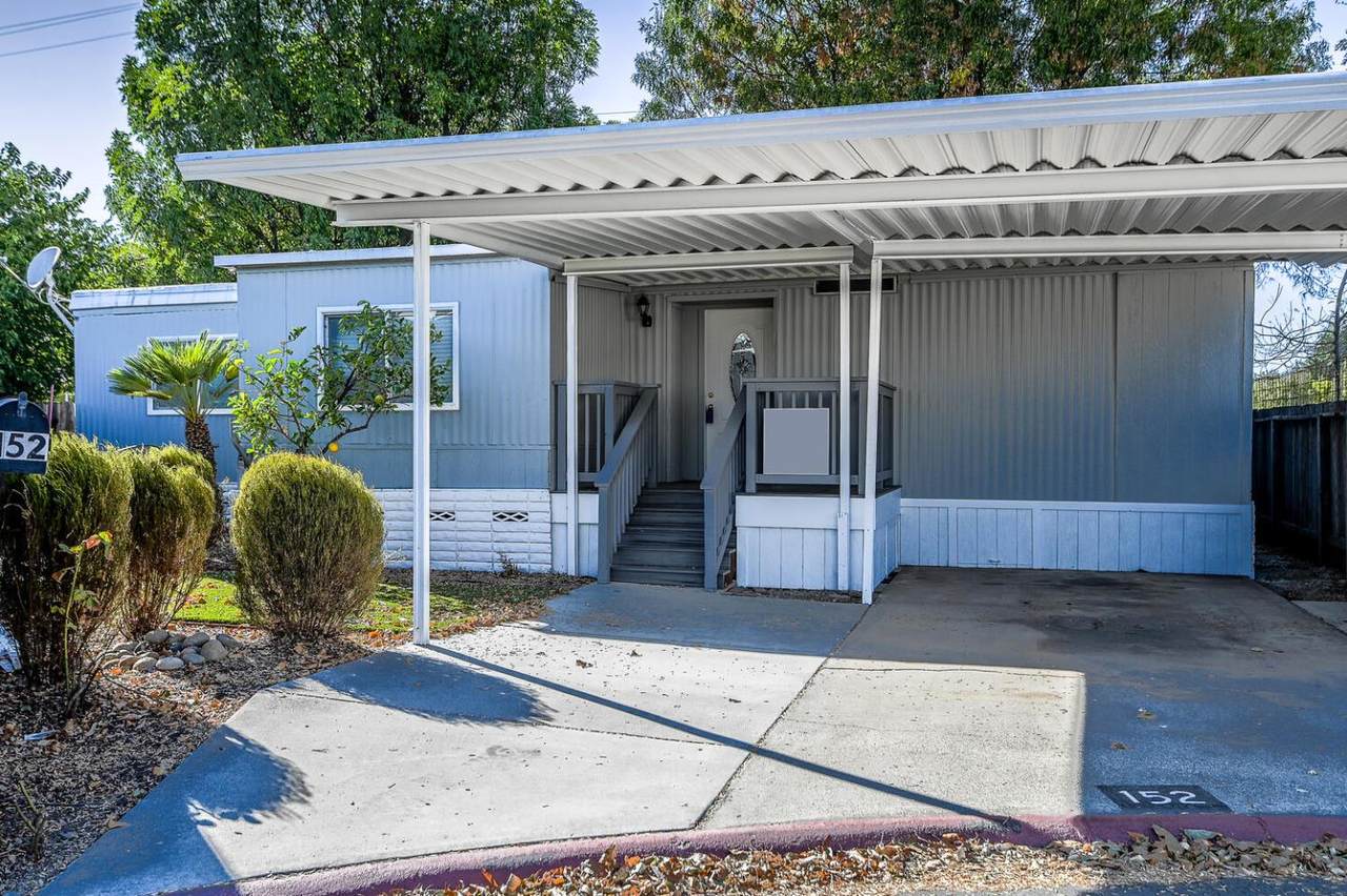 200 Burnett Ave 152 - Photo 1