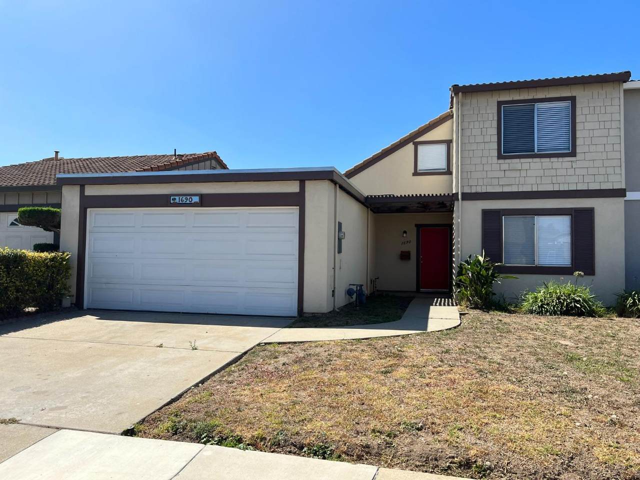 1690 Cherokee Dr - Photo 1