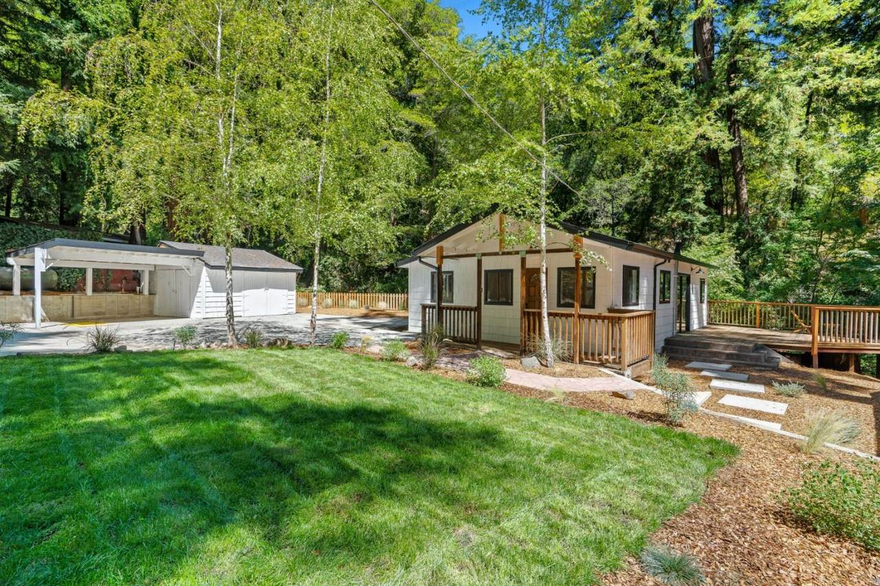 180 Crescent Dr - Photo 1