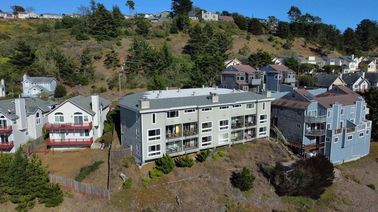 524 Monterey Rd - Photo 1