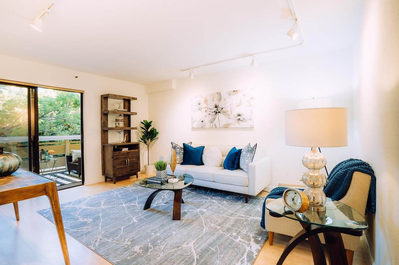 576 Parr Ave 12 - Photo 1