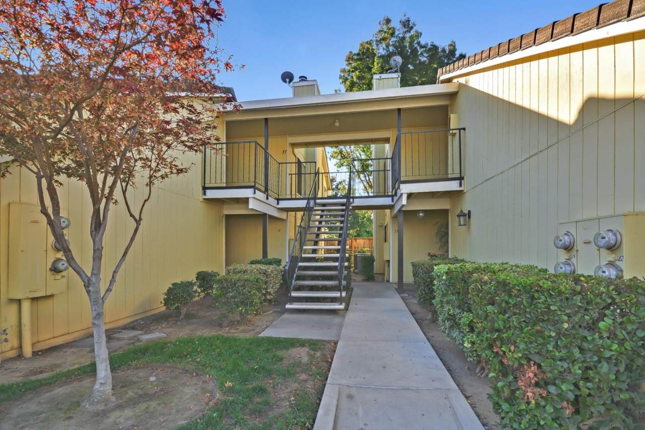 1311 Century Blvd 19 - Photo 1