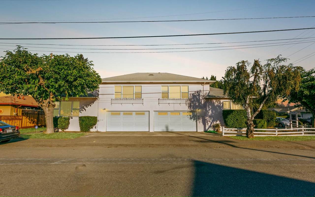 22374 5th St - Photo 1