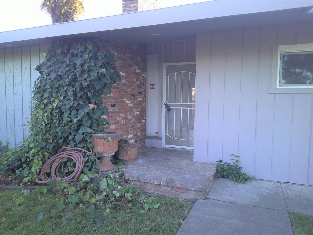 445 Wagner Ave - Photo 1