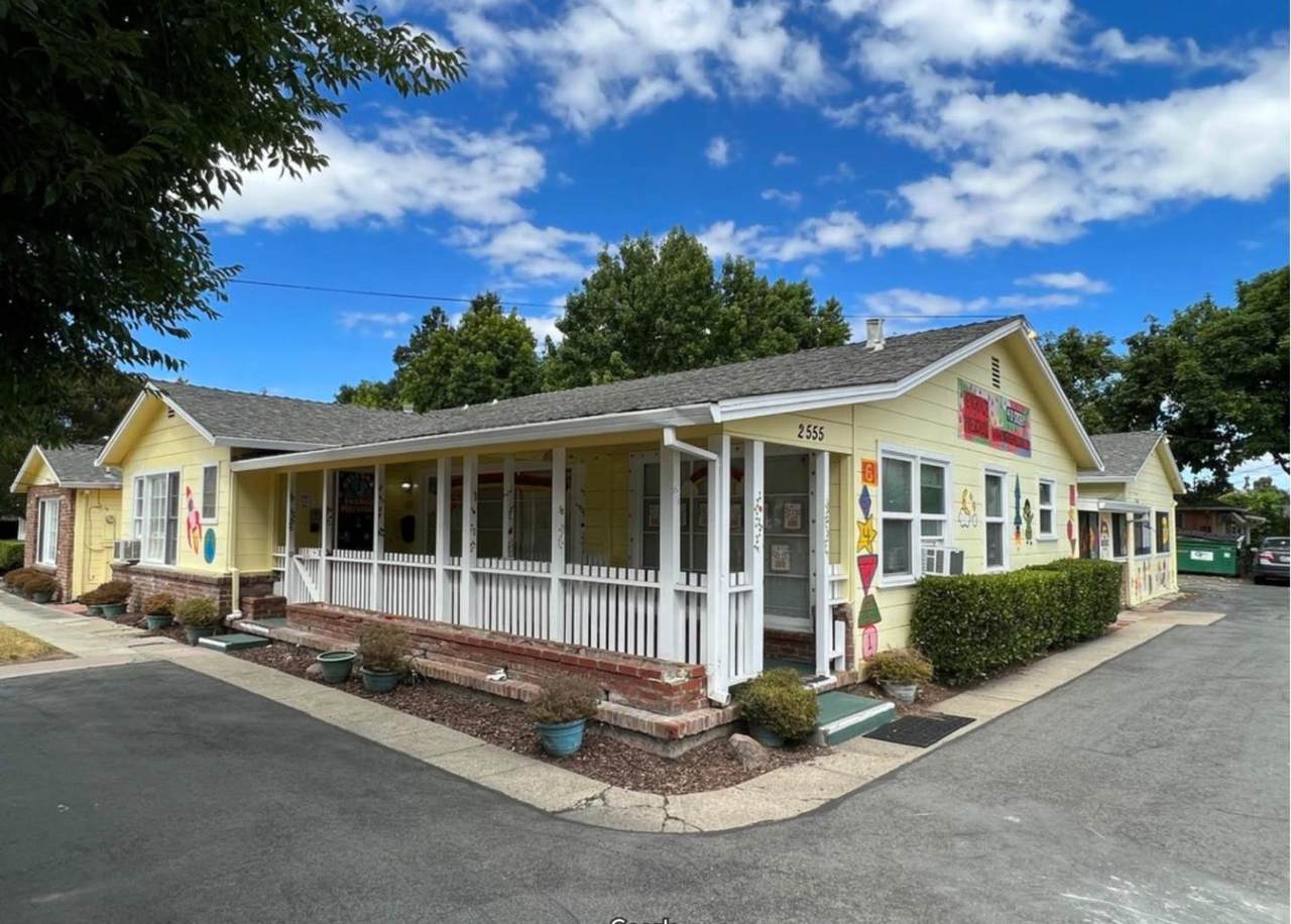 2555 Moorpark Ave - Photo 1