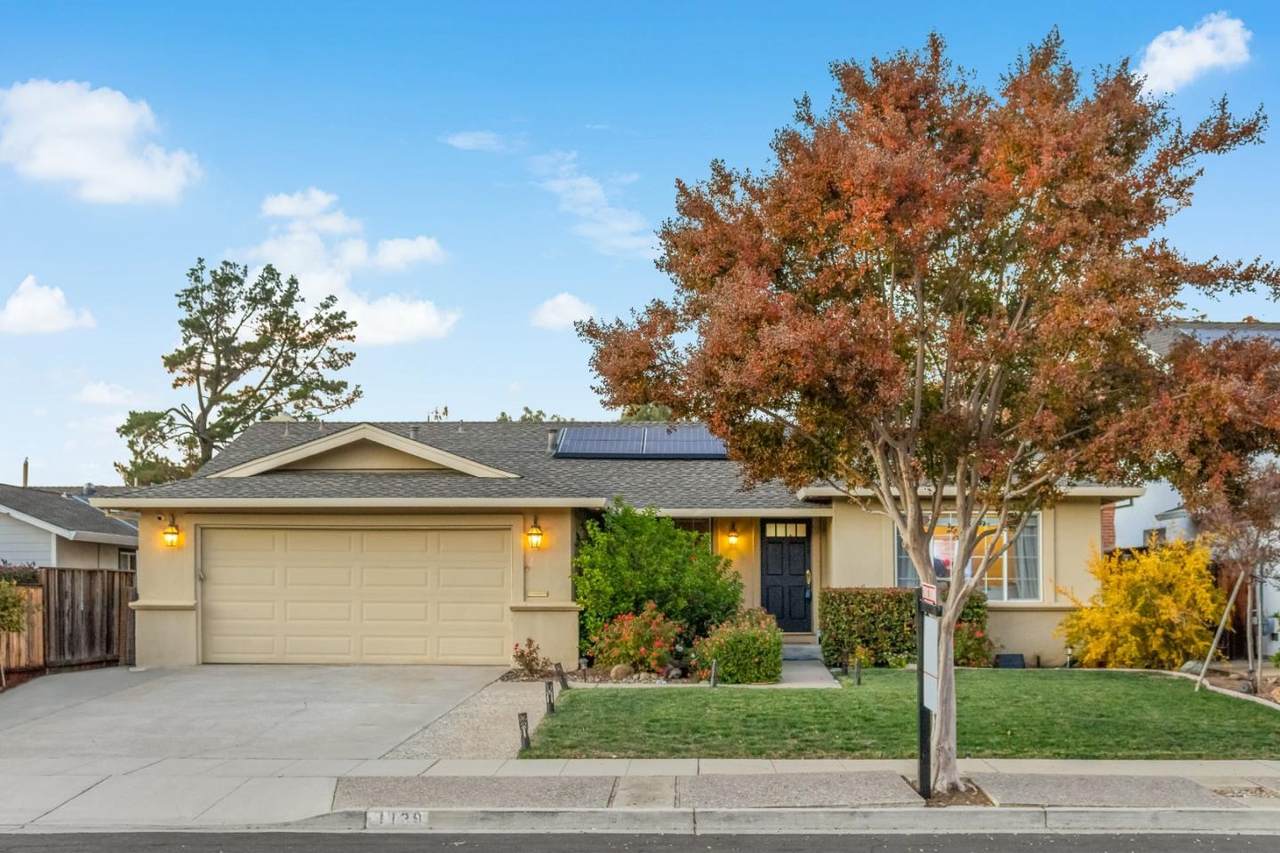 1139 Carla Dr - Photo 1