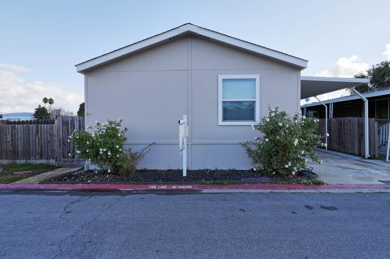 200 Burnett Ave 23 - Photo 1