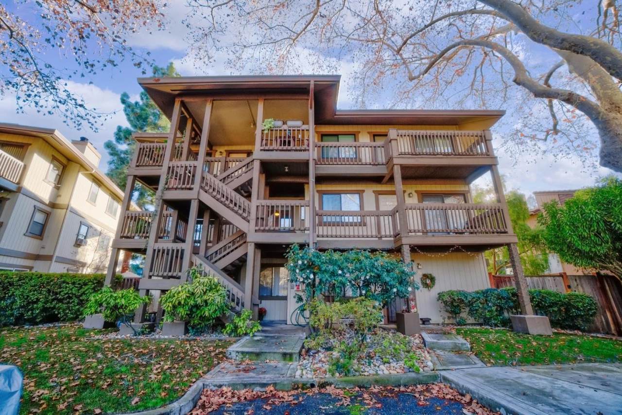 956 Apricot Ave - Photo 1