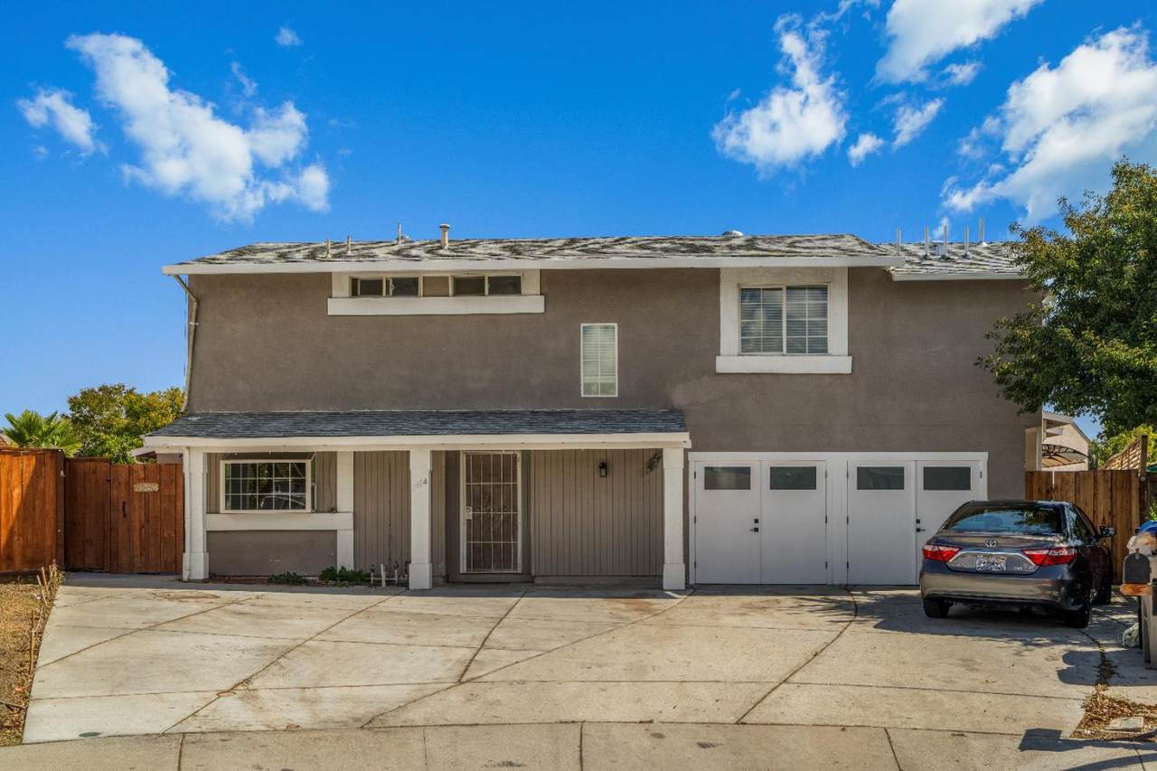 2604 Sierra Vista Ct - Photo 1