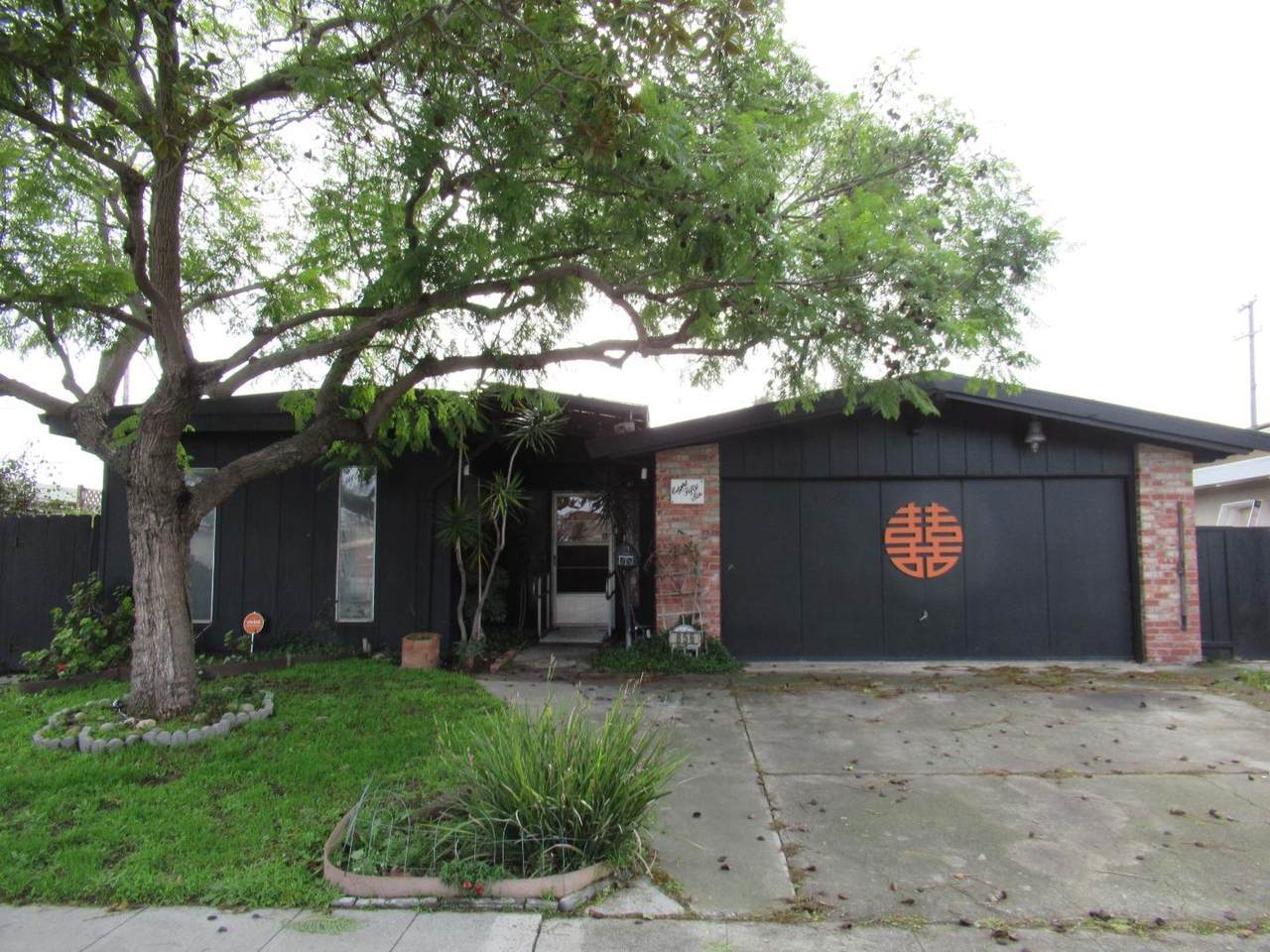 856 Lakewood Dr - Photo 1