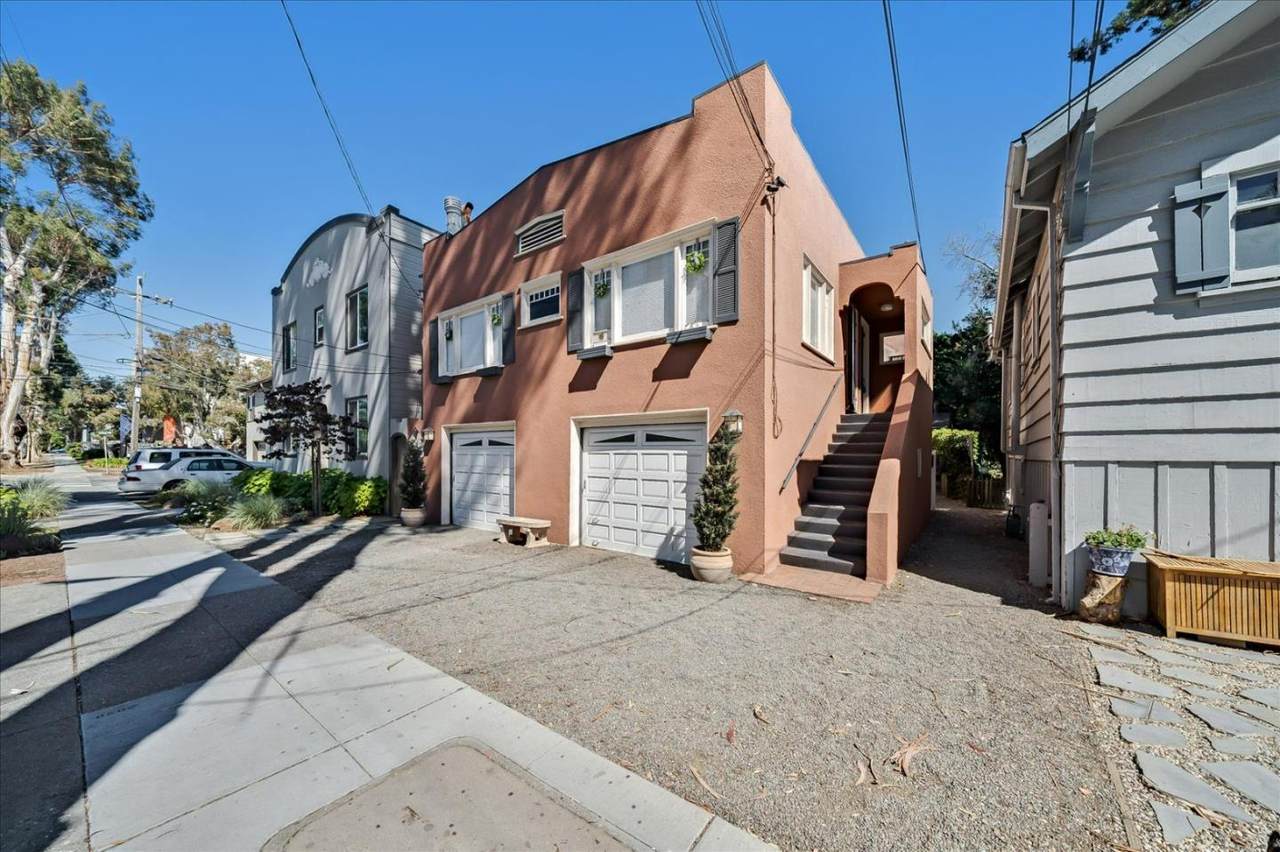 1007 Burlingame Ave - Photo 1