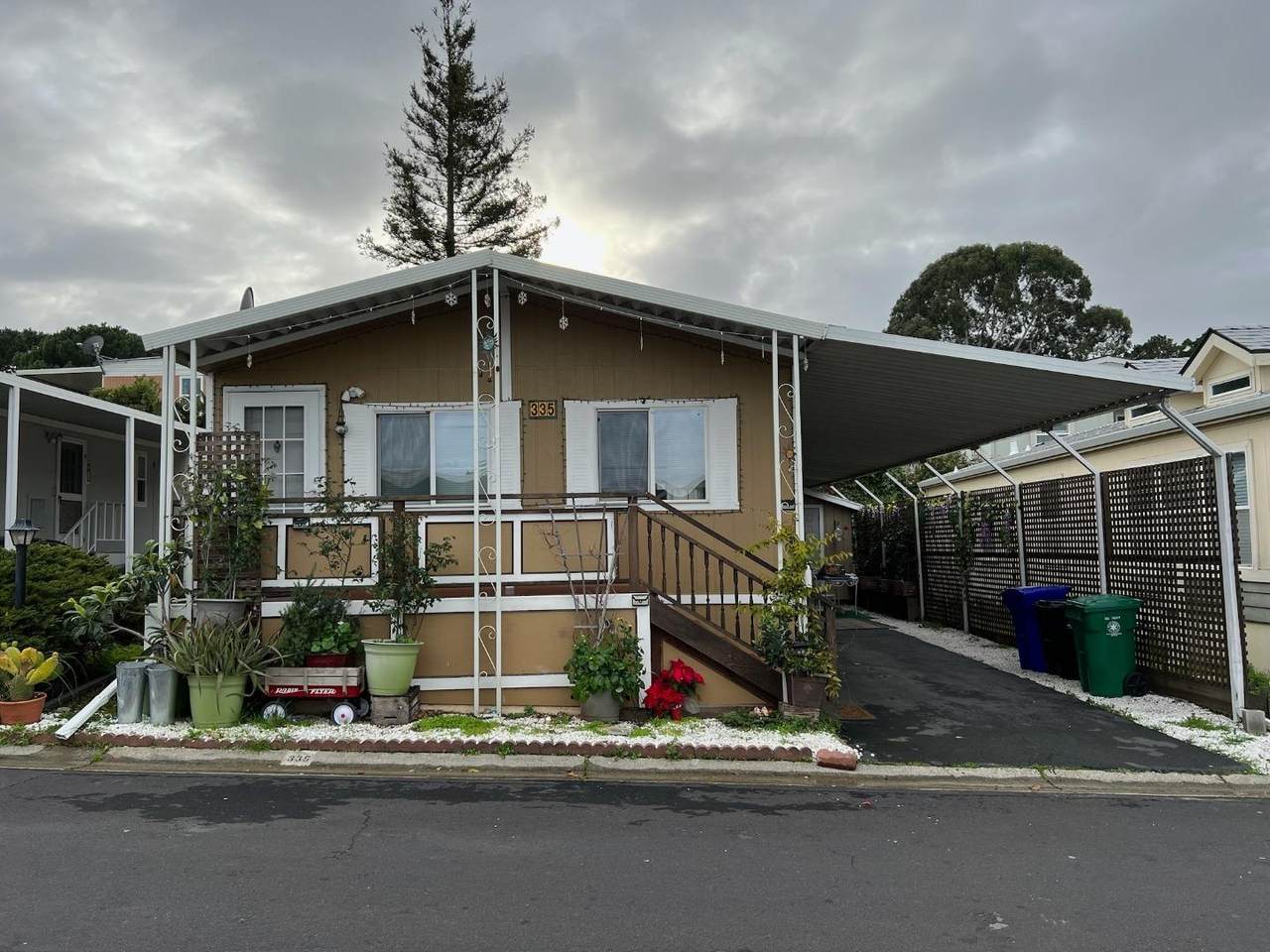 16401 San Pablo Ave 335 - Photo 1